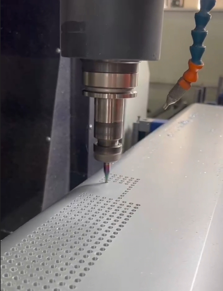 4-axis CNC machine